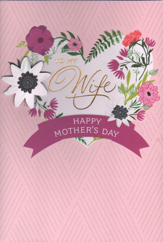Mothers Day Card: Wife Floral Heart Wreath