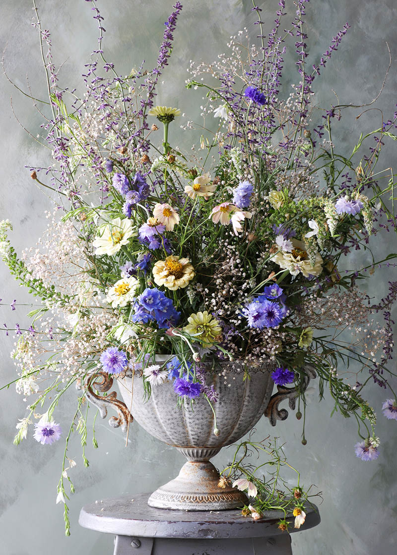 Mini: Kate W Grand Vase Blue