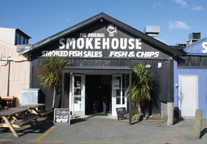 Moana Rd: Smokehouse